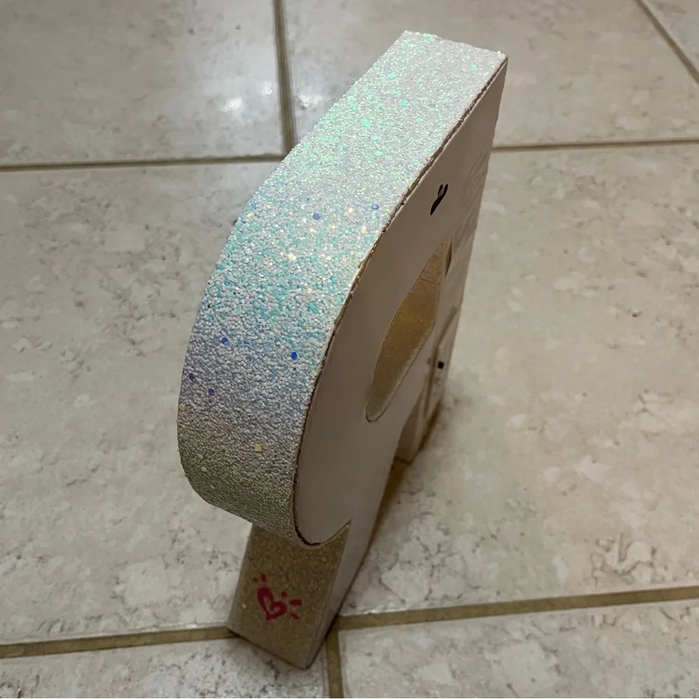 Light-Up Letter R - Picture 10 of 13